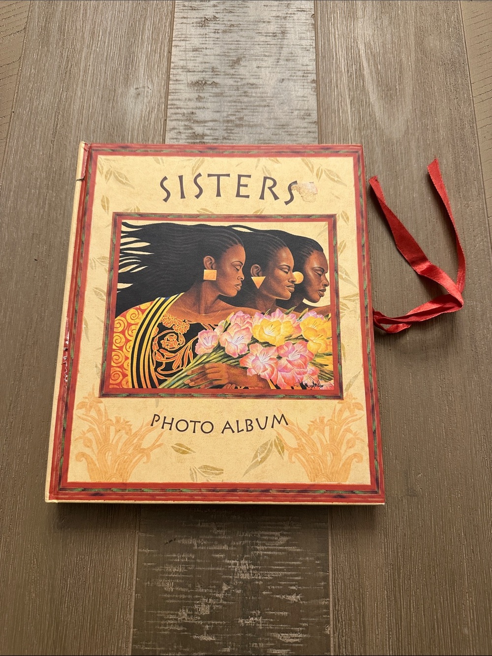 Sisters Photo Album - Decorative Red and Cream Keepsake
